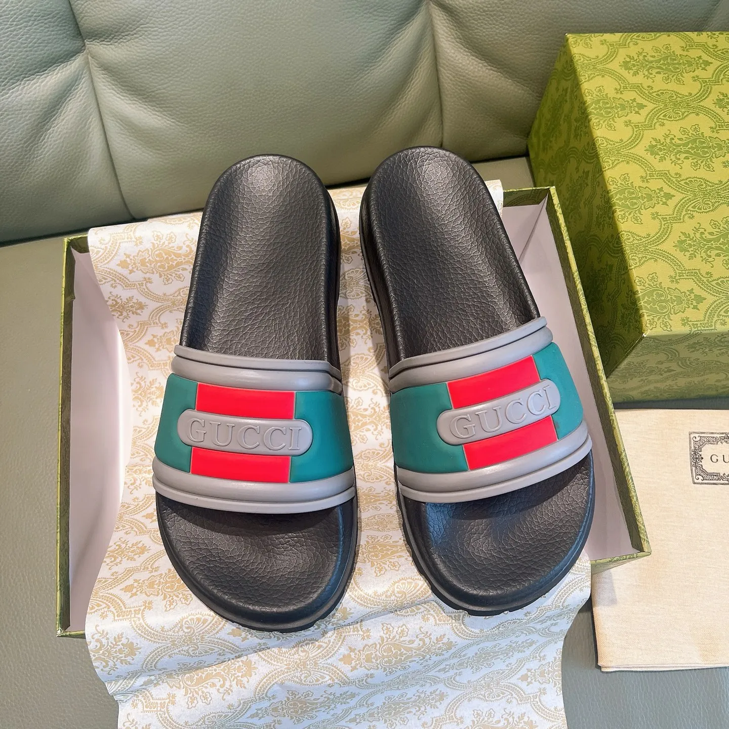 Men's Men's Shoes 130🐮🐮Gucci Gucci Slippers Gucci 2024 latest beach sandals slippers Original molding double G LOGO Original molding consistent Outsole: Men's Men's Shoes u double-layer outsole Size: 35-46